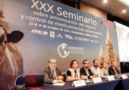 Senasica asumió la presidencia del Comité de las Américas de Medicamentos Veterinarios (Camevet) para el periodo 2025-2027. Senasica asumió la presidencia del Comité de las Américas de Medicamentos Veterinarios (Camevet) para el periodo 2025-2027.