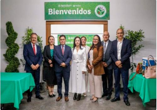 Se entregó a las doctoras Beatriz Xoconostle Cázares y Graciela Ávila Quezada el Premio Nacional de Sanidad Vegetal 2026 Se entregó a las doctoras Beatriz Xoconostle Cázares y Graciela Ávila Quezada el Premio Nacional de Sanidad Vegetal 2026