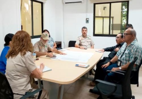 Personal de Senasica mantiene sobrevigilancia activa y permanente en los traspatios colindantes con el zoológico y la reserva natural El Zapota Personal de Senasica mantiene sobrevigilancia activa y permanente en los traspatios colindantes con el zoológico y la reserva natural El Zapota