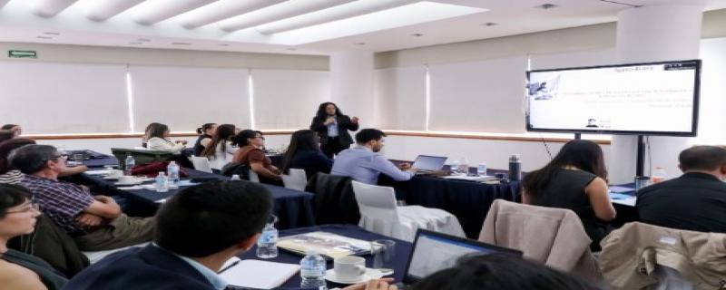 Senasica impulsa el fortalecimiento de la industria y promueve el cumplimiento de los estándares nacionales en materia de manufactura.