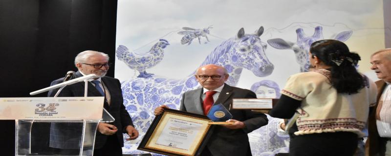 Moisés Vargas es especialista en tareas de vigilancia epidemiológica, el desarrollo de métodos y la coordinación de operaciones de campo, lo que fue determinante para lograr la erradicación del GBG en la década de los noventa.